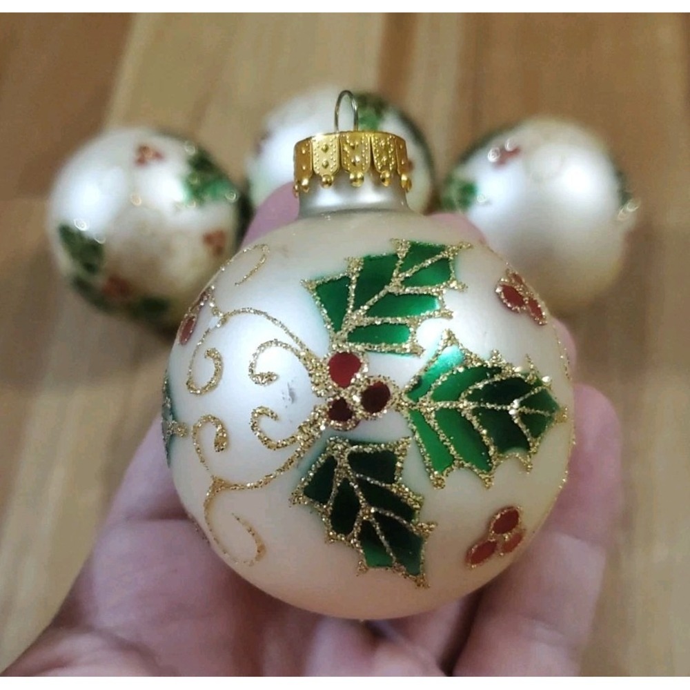 Lot of 5 Vintage Glass Christmas Ornaments Cream Gold Glitter Holly Berry MCM